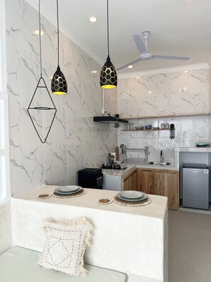 Villa | Private kitchen - Stunning 1 Bedroom Villa in Seseh (Munggu)