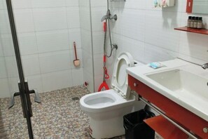 Bathroom - Haili Yunshuiju Guesthouse (Beihai)
