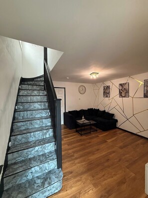 Interior - House in Manchester MVS' Snug Urban Hideaway (Salford)