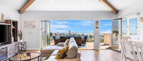 Smart-tv en een open haard