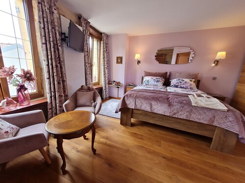 Comfortable room with private bathroom