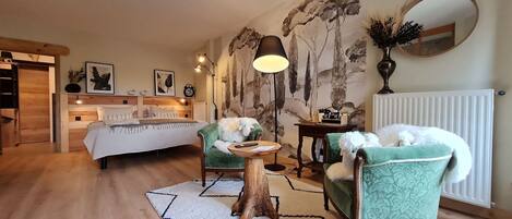 1 chambre, bureau, draps fournis