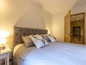 2 Schlafzimmer, kostenloses WLAN, Bettwäsche, Rollstuhlgeeignet