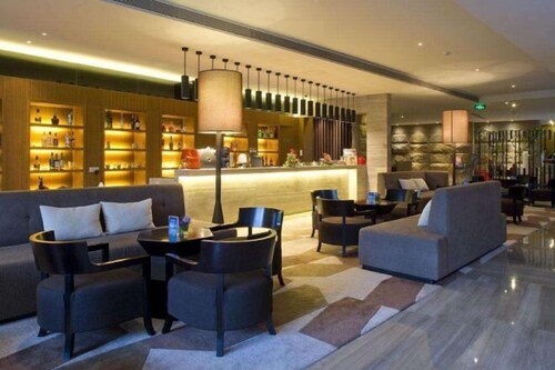 Jin Yu Hotel (Zhuhai Gongbei Port Pedestrian Street)