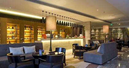 Jin Yu Hotel (Zhuhai Gongbei Port Pedestrian Street)