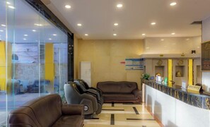 Lobby - Jin Yu Hotel (Zhuhai Gongbei Port Pedestrian Street) (Zhuhai)