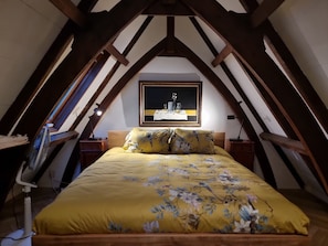 2 slaapkamers, een strijkplank/strijkijzer, wifi, beddengoed