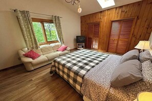 3 dormitorios, tabla de planchar con plancha, wifi y ropa de cama