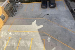 Ubetjent parkering (inkludert)