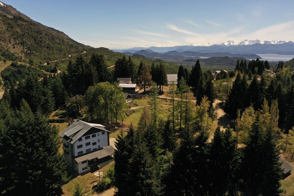 Exterior - Hotel Dinko (San Carlos de Bariloche)