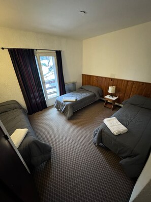 Classic Triple Room, Mountain View - Hotel Dinko (San Carlos de Bariloche)