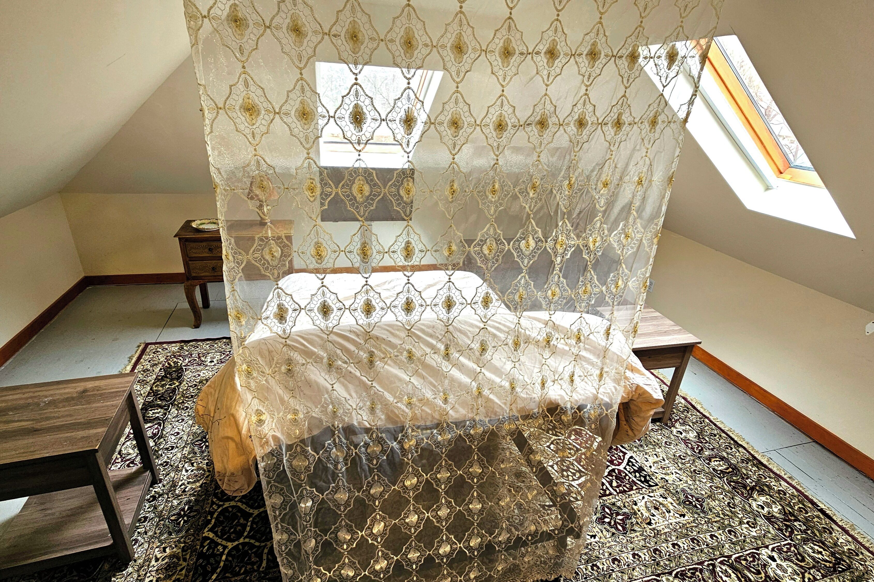 2 soverom, skrivebord, wi-fi (inkludert) og sengetøy