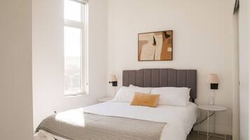 1 slaapkamer, een bureau, een strijkplank/strijkijzer, gratis wifi