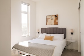 1 Schlafzimmer, Schreibtisch, Bügeleisen/Bügelbrett, kostenloses WLAN