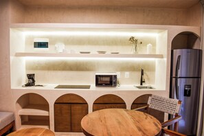 Private kitchen - Junior Suite: Nature-Inspired Luxury with Garden Views at Eterna Tulum. (Tulum)