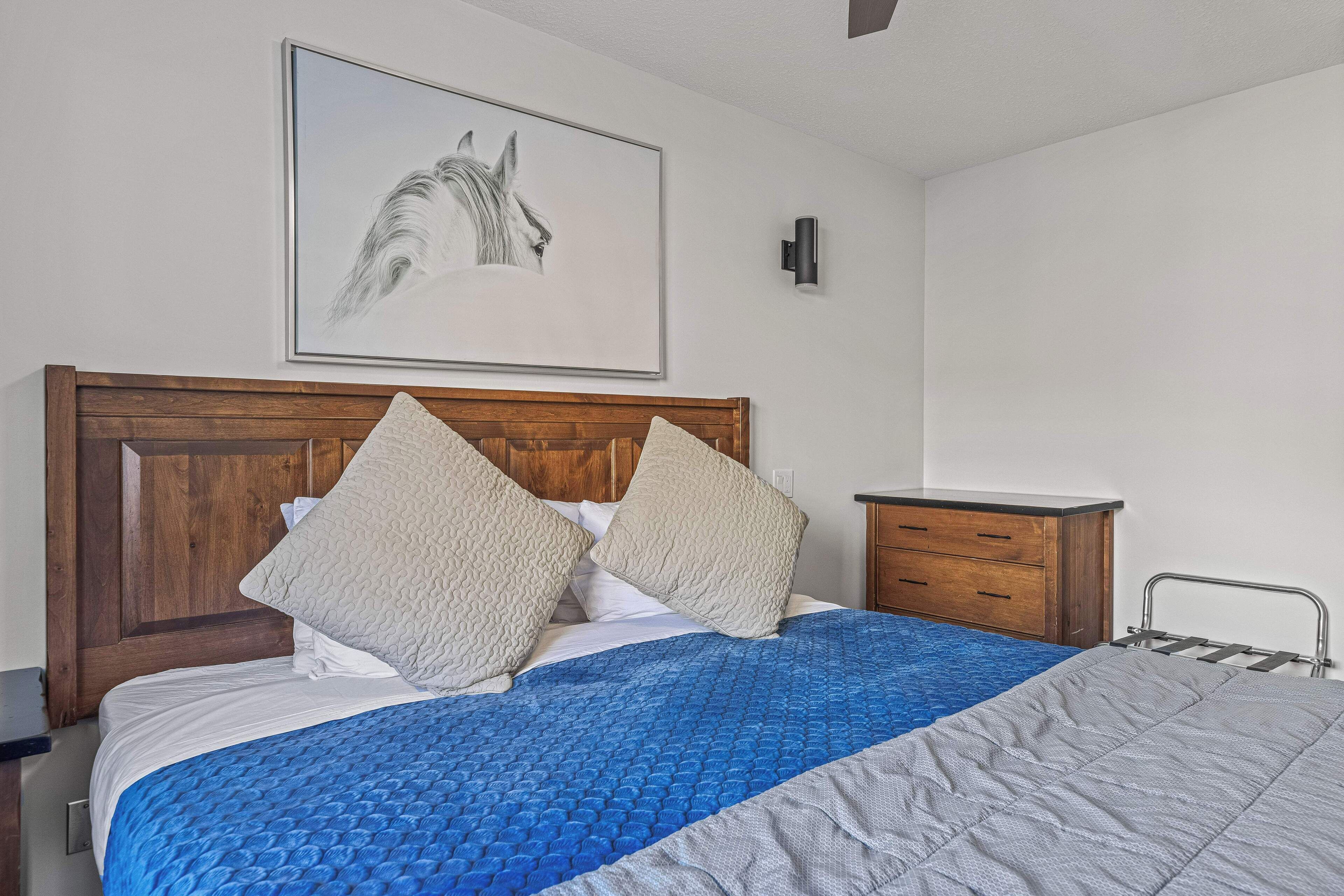 2 bedrooms, iron/ironing board, free WiFi, bed sheets