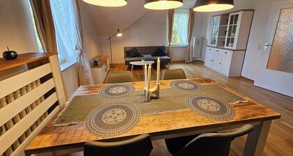 Gemütliche und neu eingerichtete Dachgeschosswohnung in Bad Wilhelmshöhe