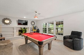 Spielezimmer