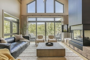 Exclusive Condo, Mountain View | Living area - 201 Verbier Building 7 (Mont-Tremblant)