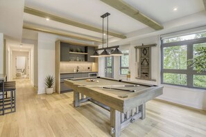 Spielezimmer