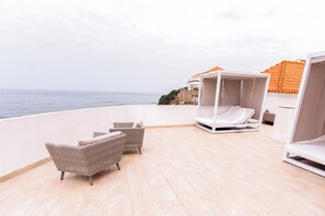 Terrace/patio - Guest House Residencial REAL (Sintra)