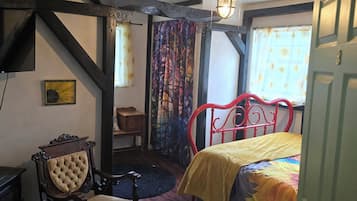 1 多间卧室、床单