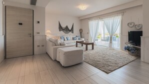 Ảnh chưa phân loại, 3 trong số 42 ảnh, nút