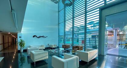 360 Lake View by Ozped