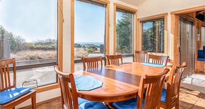 Albatross House | Ocean View | Hot Tub