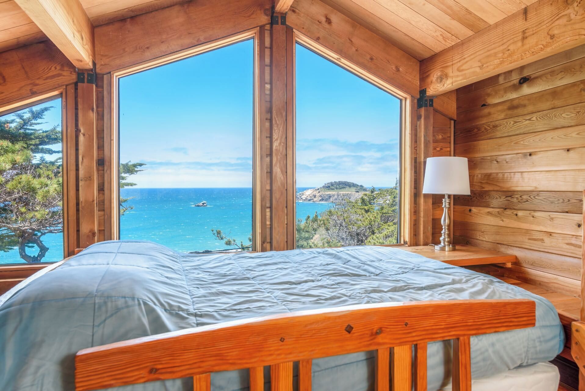 2 多间卧室、熨斗/熨衣板、WiFi、床 单