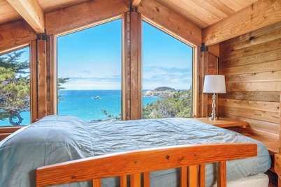 Haven’s View | Stunning Ocean Views!