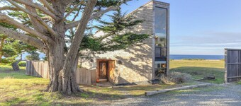 Sea Pine | Hot Tub with Ocean View