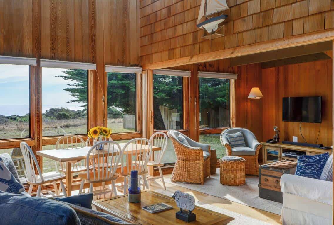 TV, fireplace, DVD player