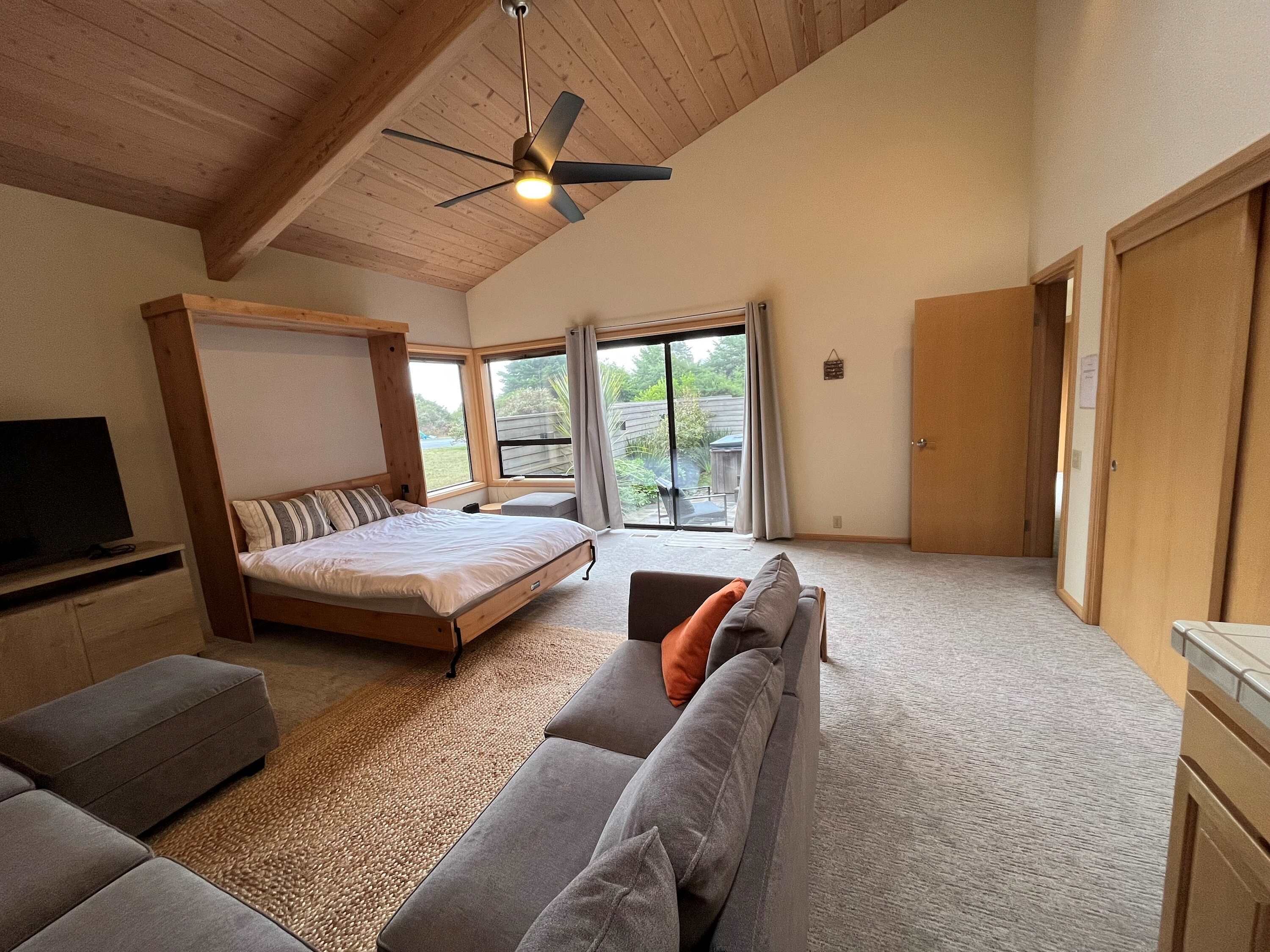 Riverview | Sleeps 10! - Gualala, CA