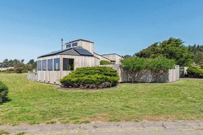 Exterior - Sea Myst | Private Hot Tub (Sea Ranch)