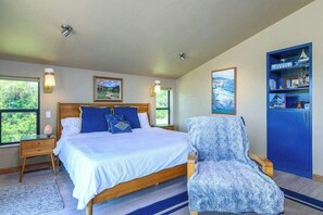 2 bedrooms, desk, iron/ironing board, WiFi - Sea Myst | Private Hot Tub (Sea Ranch)