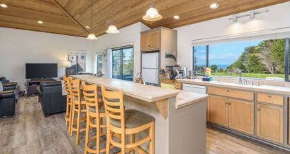 Starlight Reach | Private Hot Tub