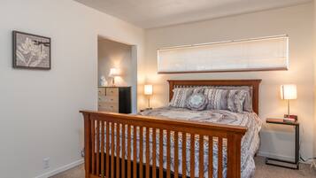 2 bedrooms, WiFi, bed sheets