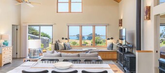 Sea Pebble – Sea Ranch Retreat!