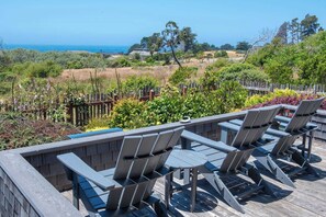 Terrace/patio - Sea Pebble – Sea Ranch Retreat! (Sea Ranch)