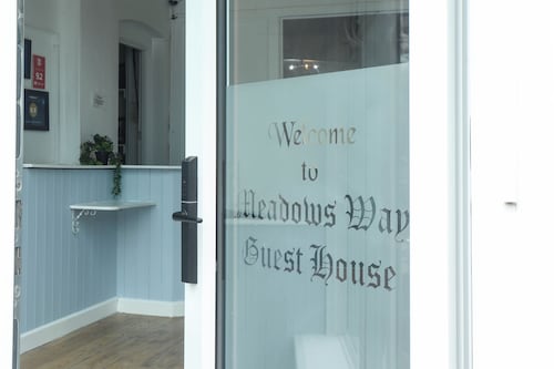 OYO Meadows Way Guest House