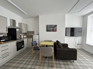 Phòng đôi Tiêu chuẩn, phòng tắm dùng chung | Bộ trải giường 