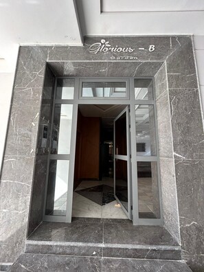 Exterior - Opposite the sports complex (Tanger)