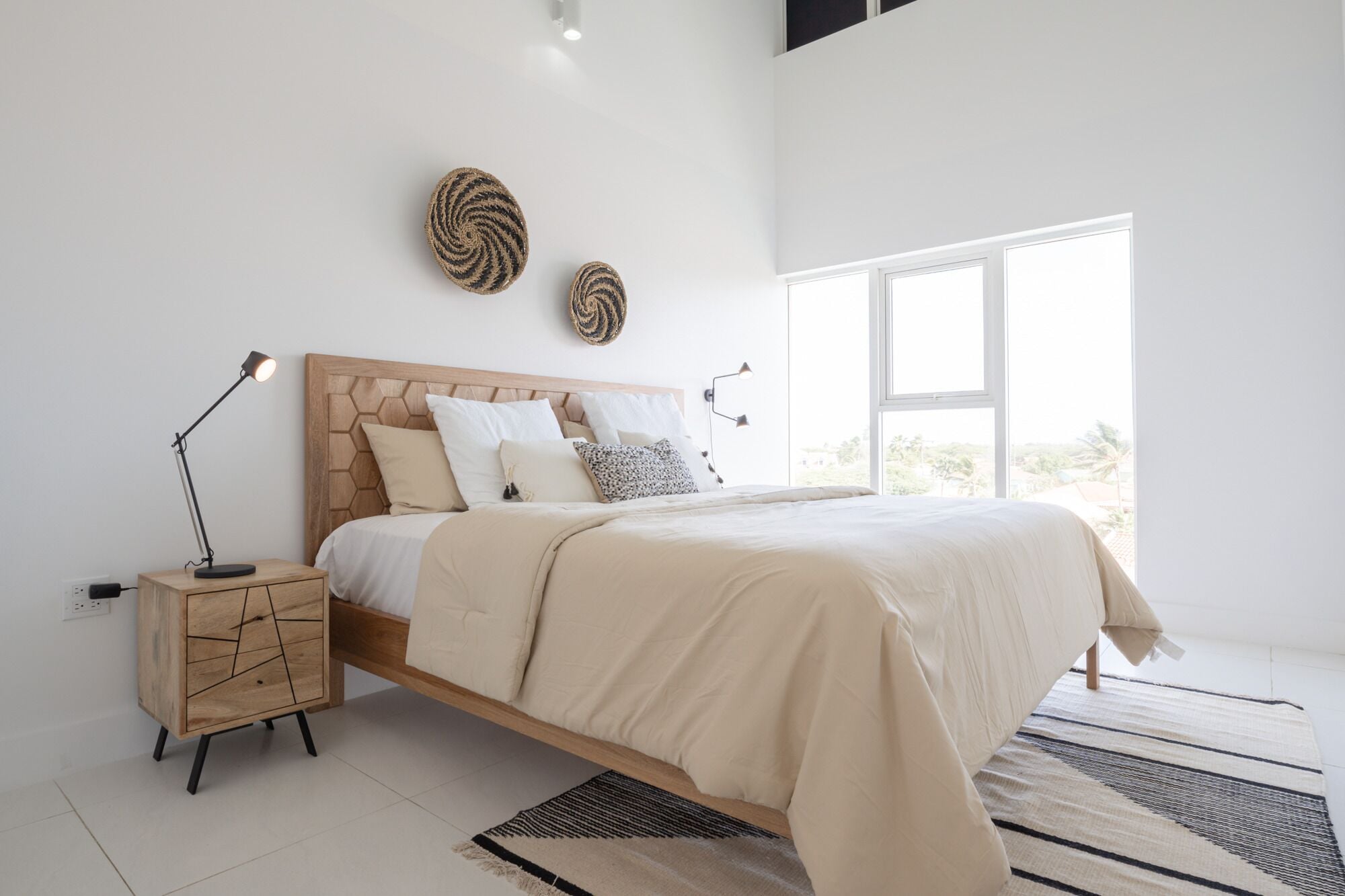 Deluxe Apartment | In-room safe, blackout curtains, soundproofing, iron/ironing board