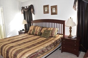 Ferienhaus, Mehrere Betten, Poolzugang, Poolblick (6 bed property - Indian Creek) | 6 Schlafzimmer, individuell dekoriert, individuell eingerichtet