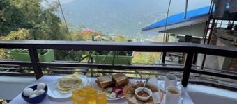 Monratino Ridge View
