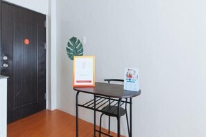 Unclassified image, 5 of 22, button - RedDoorz @ CAA Road Las Pinas (Las Pinas)