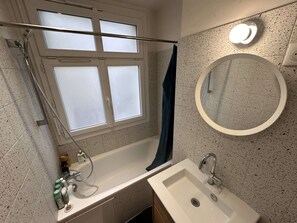 Towels - Beautiful T2 with balcony - near Parc Clichy (Paris)