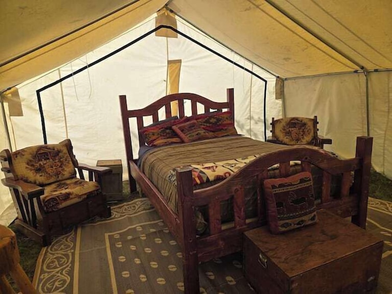 Prospector Wall Tent, Prospector Wall Tent By The Stream - Wyoming