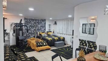 1 chambre, fer et planche à repasser, Wi-Fi, draps fournis